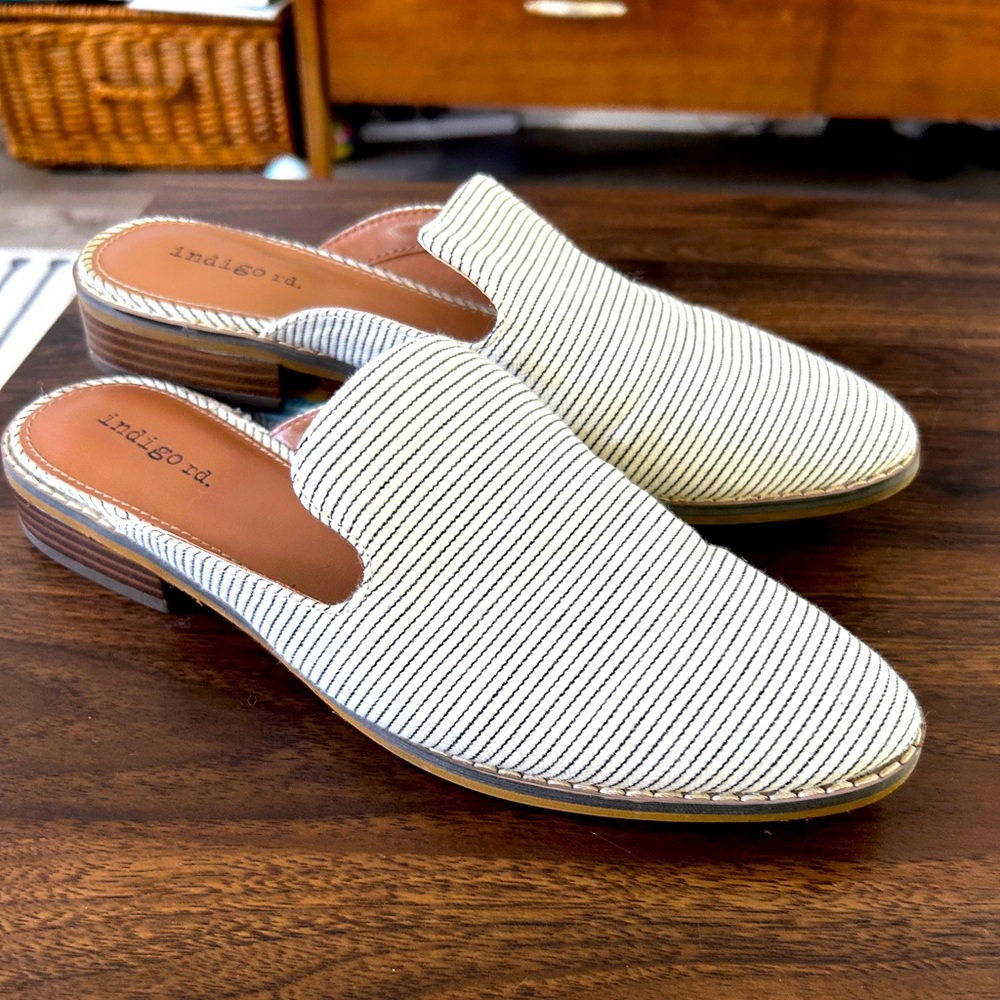Indigo Rd Mules 9M Striped Slip On Flat Heel